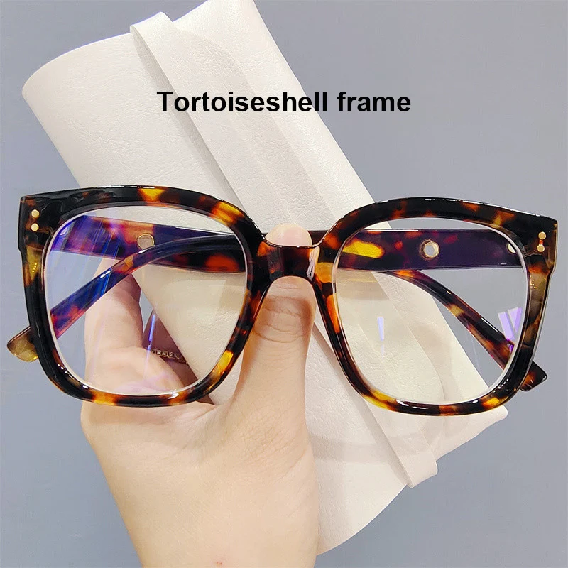 

Plain Glasses Ultralight Tr90 Frame Progressive Bifocal Glasses Radiation Resistant Glasses Retro Oval Frame Blue Light