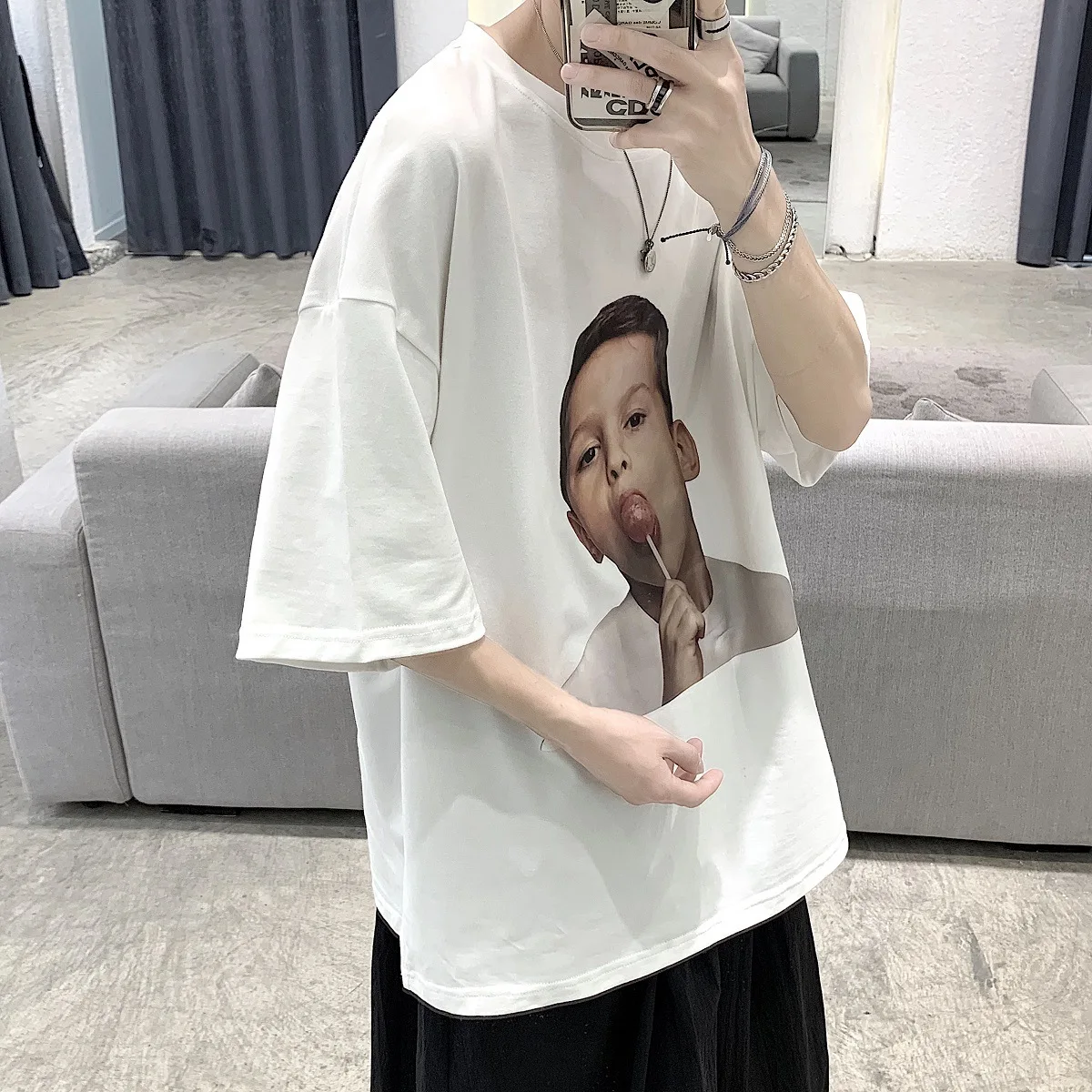 

DE popular men's t-shirt short-sleeved loose fashion handsome men ins half-sleeved clothes summer style chicprinting jacket