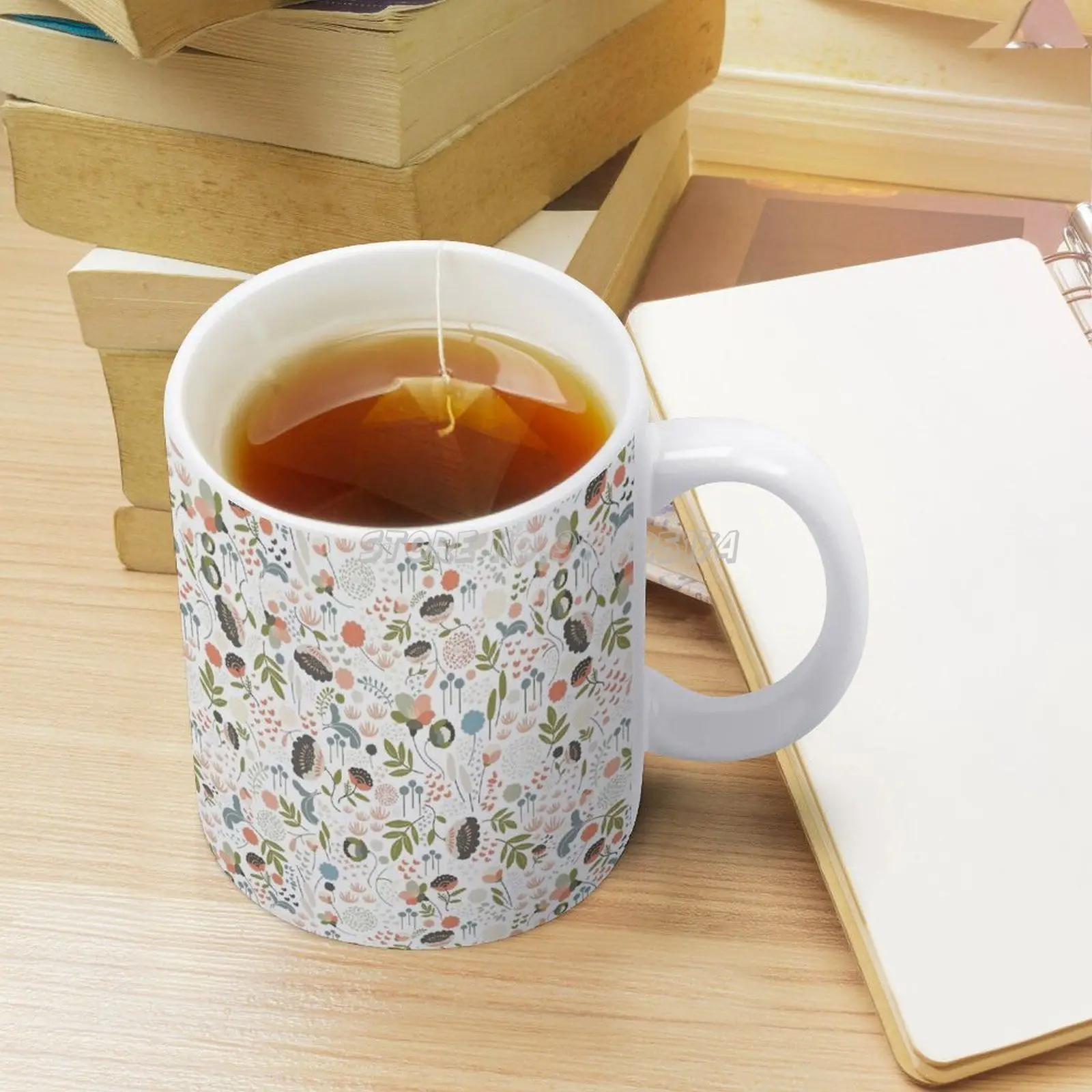 Floribund: красивая и Женственная белая кружка с цветочным лиственным рисунком 11