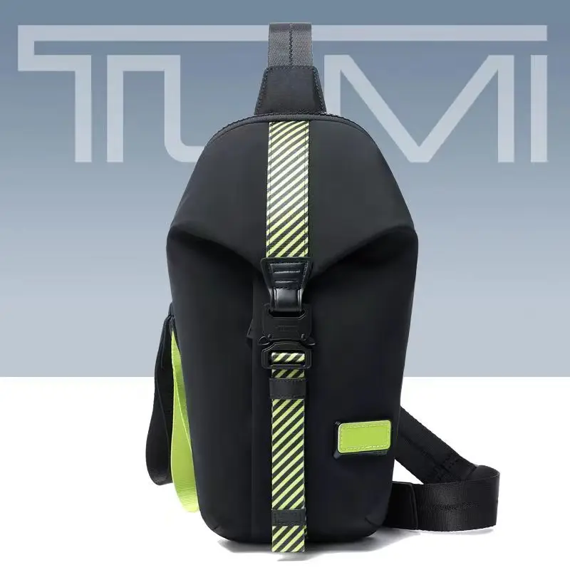 

798675Chic Series Personalized Bright Printed Lightweight Fashion Shoulder Messenger Bag Chest Bag for Men