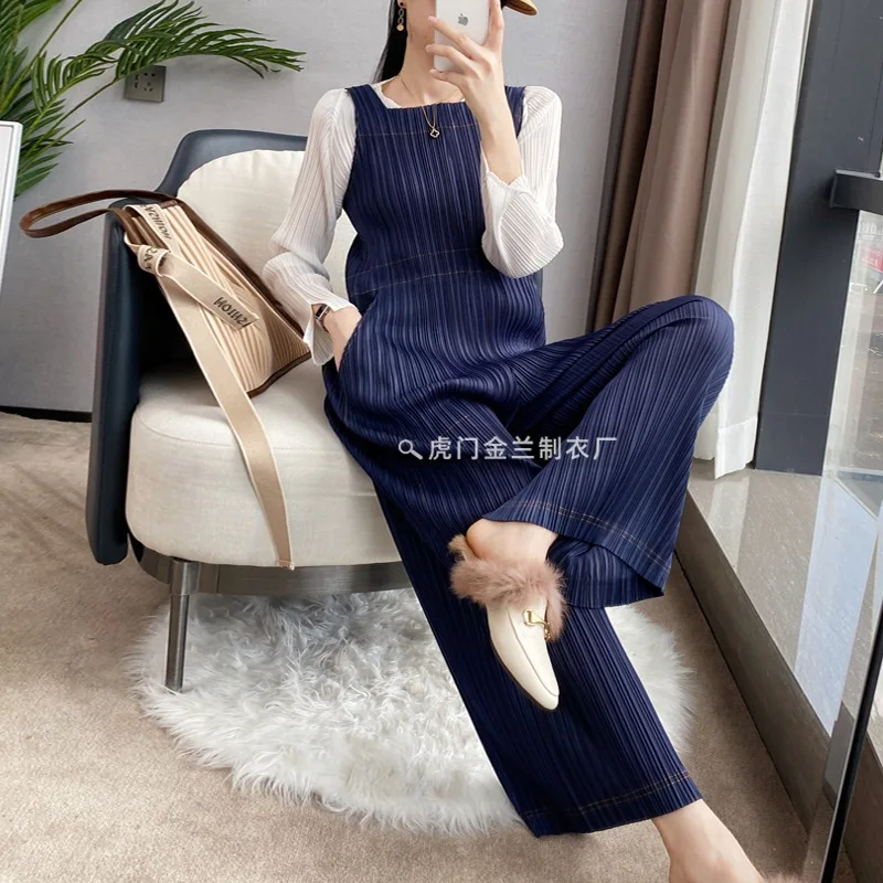 Miyake pleated jumpsuit women's spring, summer and autumn classic large size overalls casual nine-point jumpsuit