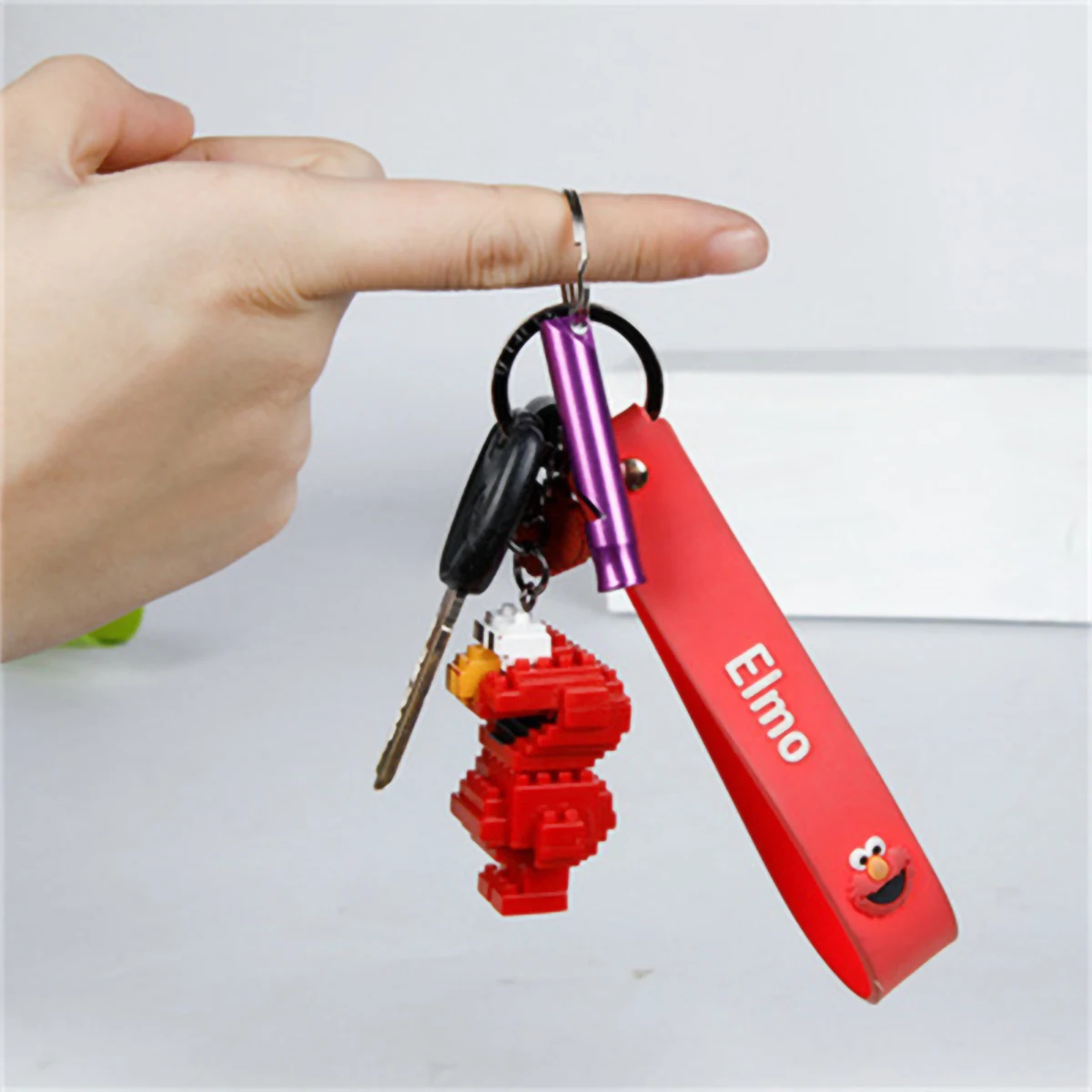 Sport Whistles Mini Survival Whistle Multifunction Keychain Aluminum Alloy Cheerleading Souvenir Outdoor Emergency Siren