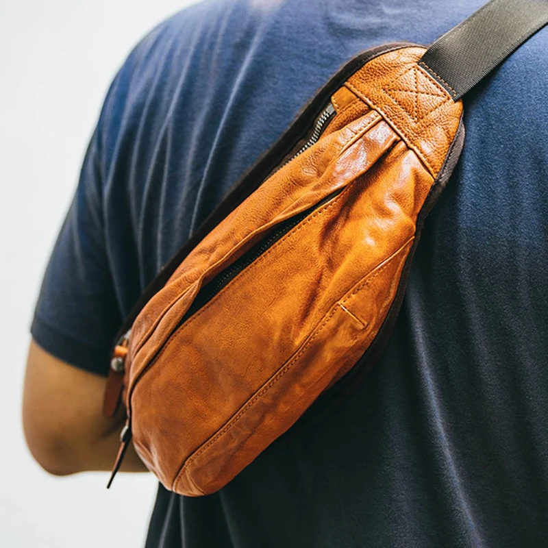 

AETOO Fanny pack men's leather one shoulder bag crossbody bag retro trend men's leather multi-functional practical leisure larg