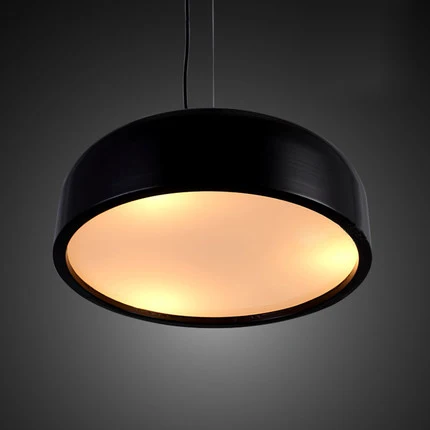 Черный/белый круглый потолочный светильник в скандинавском стиле Железный