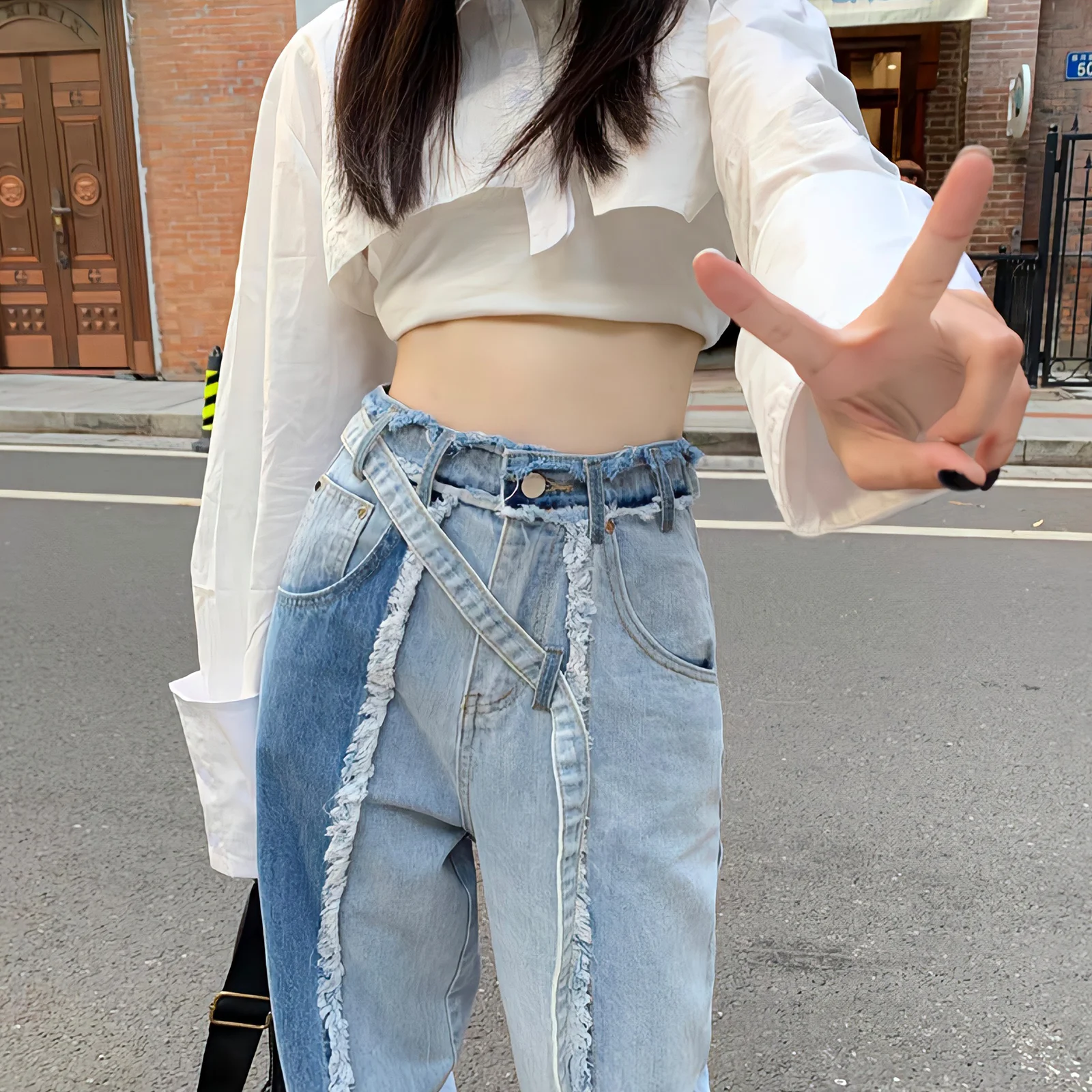 Рисунок 5 - Женские джинсы 90-х годов в стиле ретро