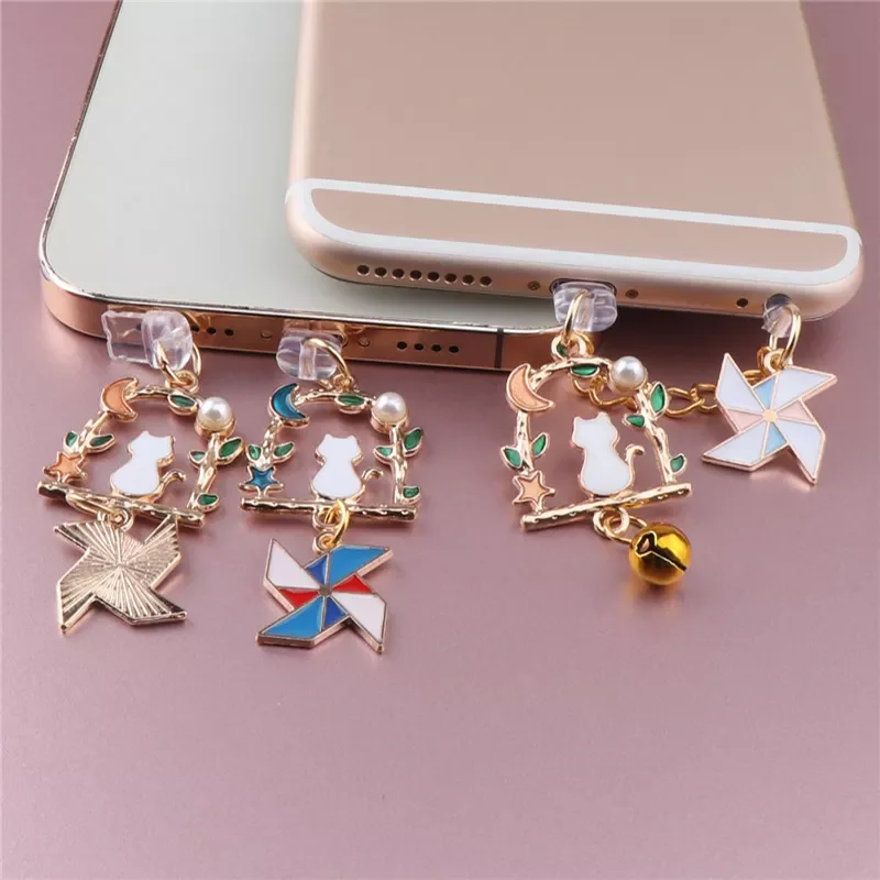 

Couple Anime Dust Plug Charm Kawaii Cute Charge Port Plug For iPhone Type C Stopper Anti Dust Protection Cap Phone Accesorios
