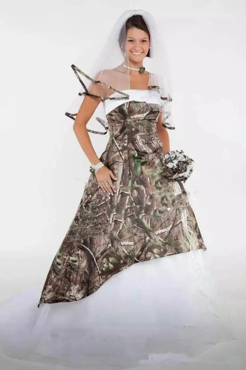 

2023 Camo Wedding Dresses Satin Country Cowgirls Bridal Gowns Sweep Train Camouflage Bride Dress Corset Lace Up Vestido De Novia