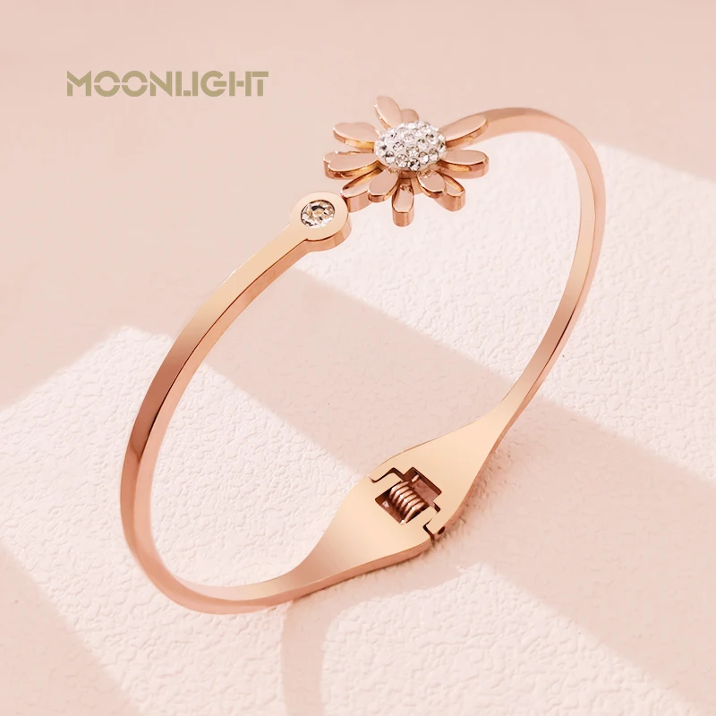 

MOONLIGHT New Fashion Classic Sun Flower Stainless Steel Charm Bracelets Rose Golden Bangles Women Jewelry For Birthday Gifts