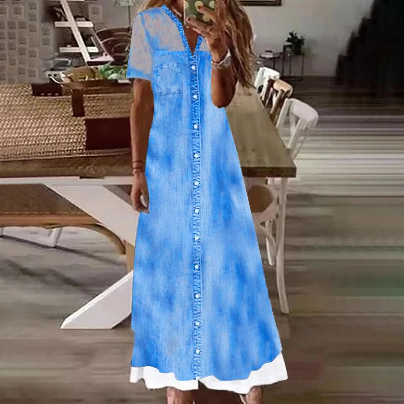 

Женское джинсовое платье с V-образным вырезом и коротким рукавом