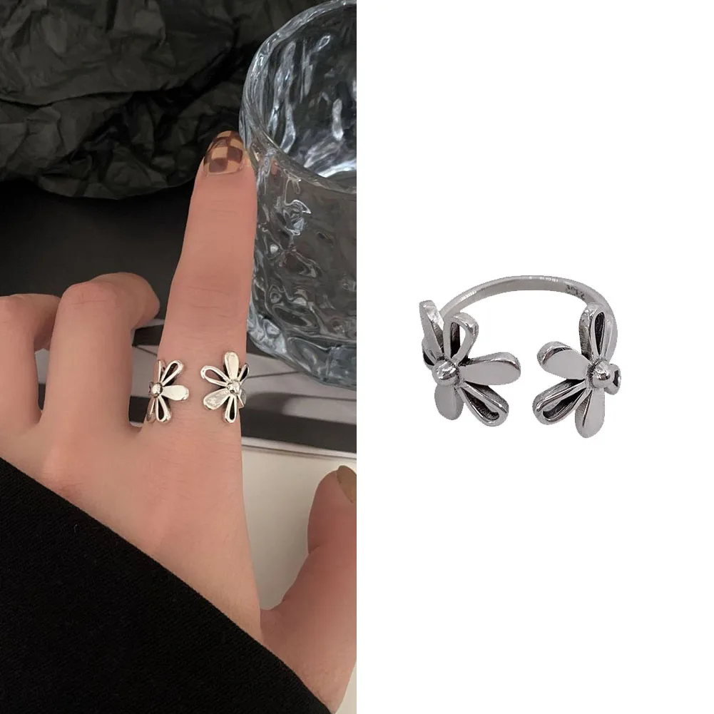 

New Fashion Electroplated Thai Silver Small Daisy Flower Adjustable Ring For Women Girl Accessories Jewelry Wholesale