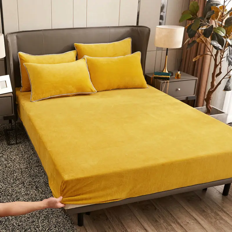 

Solid Color High Quanlity Non Slip Bedside Covers Sofa Throw Blanket For BedroomSuper Soft Flannel Bedspread With Elastic Bands