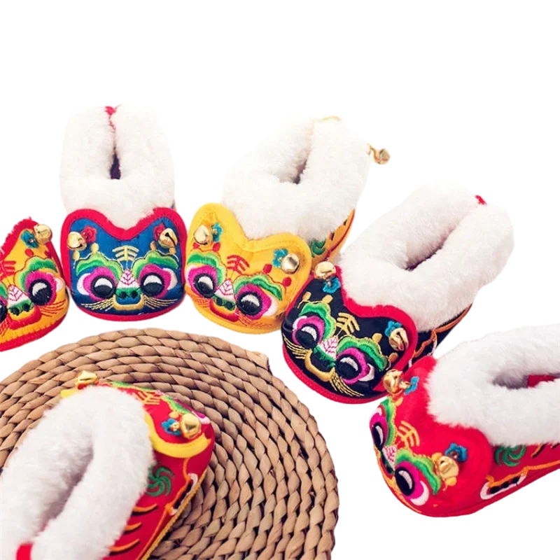 Китайская народная хлопковая красная ручная работа с вышивкой тигра