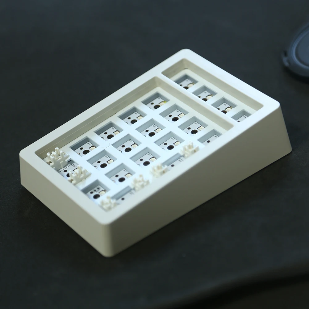 

21 Key DIY Digital Mechanical Keyboard Backlight RGB External Small Keyboard 3 Mode Computer Accessories for Accounting Finance