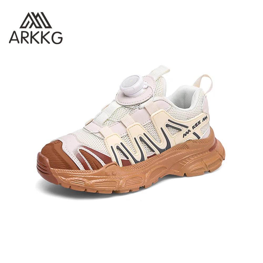 Рисунок 3 - Кроссовки для мальчиков и девочек