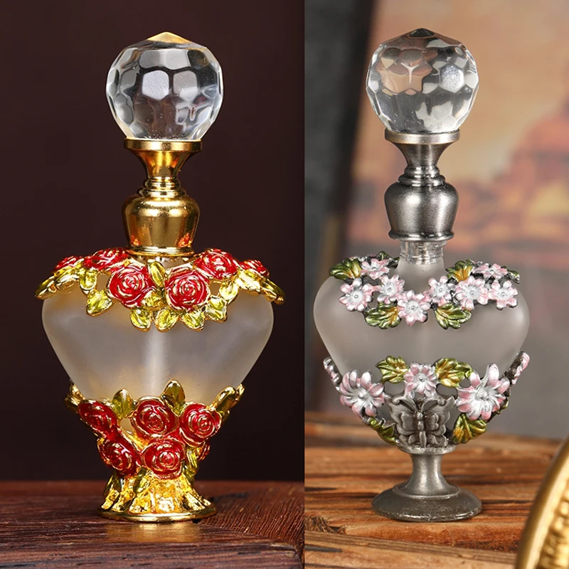 

1pc Vintagae Glass Perfume Bottle 5ml Flower Decor Rose Floral Painted Heart Shape Container Diamond Cap Crystal Refillable Gift