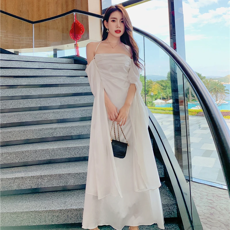 

2022 Sexy Flat Dress Collar Strap Backless Satin Slim Fit Hip Wrap Long Sleeve Light Free Shipping