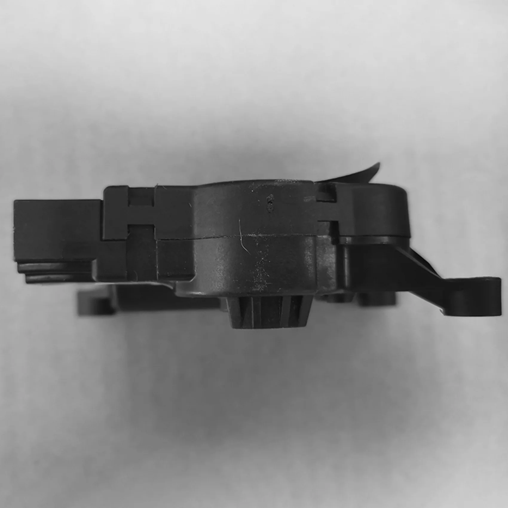 Привод клапана отопителя кондиционера двигатель для Volkswagen SKODA AUDI A3 TT 5Q0907511A