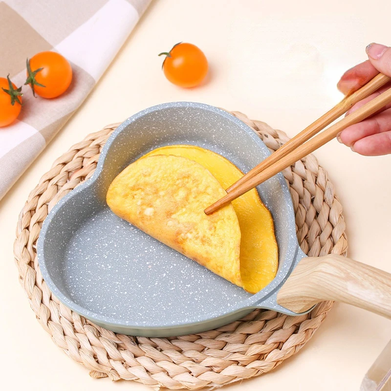 Korea Mini  Love Frying Pan Baby Supplementary Food Cooking Pot Ceramic Non-stick Heart Shaped Small Wok Kitchen Cooking Pot