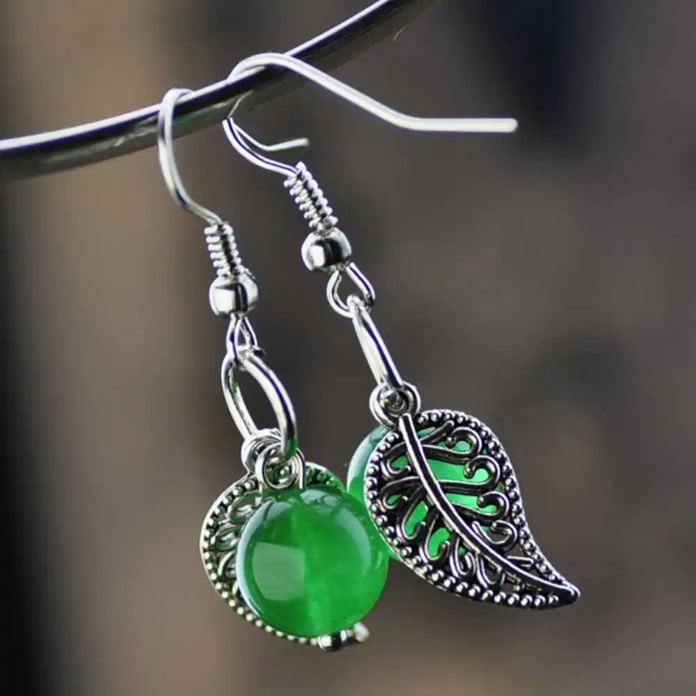 Серьги из тибетского серебра с бусинами и нефритом