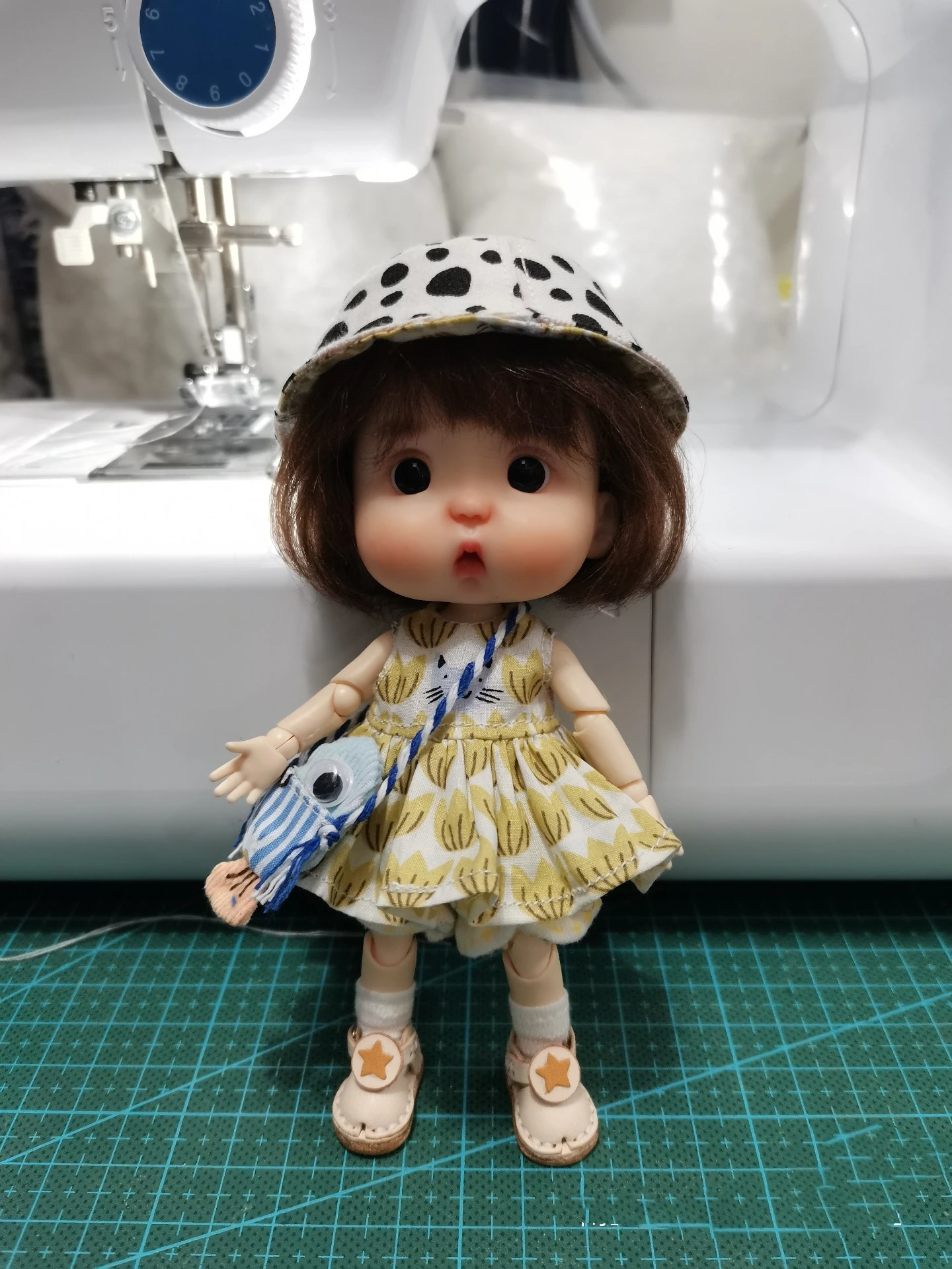 

Ob11 Bjd doll clothes yellow cat skirt five-piece set