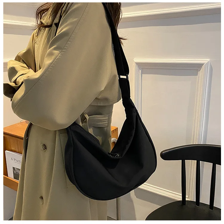 Women Shoulder Bag Fashion Pure Color Casual Tote Outdoor Bag Canvas Handbag Zipper High Capacity Messenger Bags Sac Main Femme