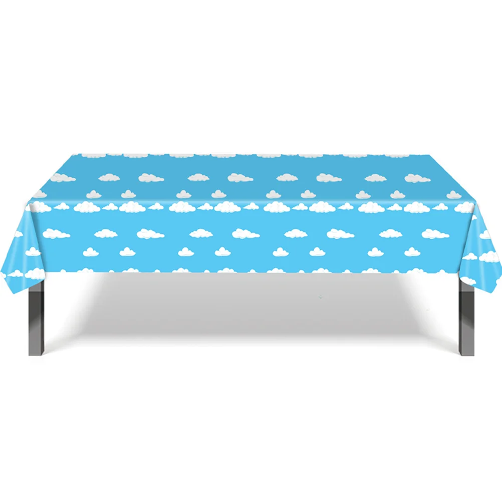 Скатерть с голубыми небом и белыми облаками одноразовая для вечеринки