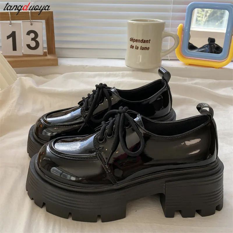 Женские кроссовки летние оксфорды на платформе из искусственной кожи лоферы