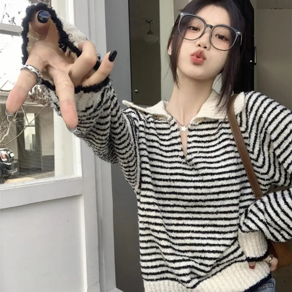 

Lightweight Sweater Chic Striped Knit Sweater Cozy V Neck Pullover for Women for Fall Winter with Retro Lady Style Super-soft