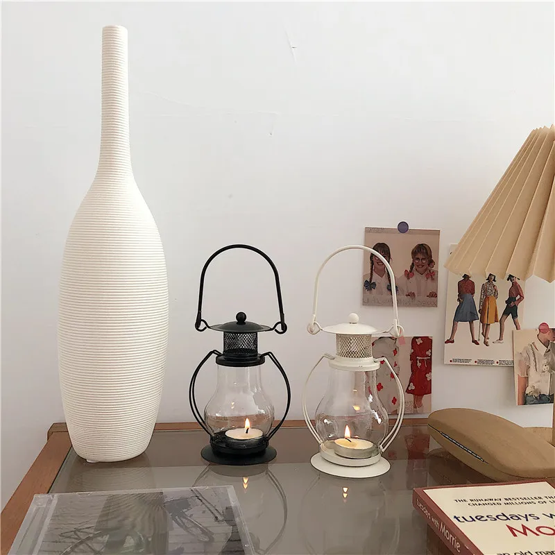 

LED Candle Simple Retro Wrought Iron Holder Small Lantern Home Decoration Kerosene Lamp Candle Pony Light Party Decoration