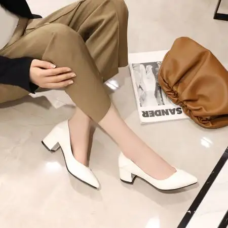 

Туфли больших размеров на высоком каблуке, модные, простые и удобные туфли с острым носком на толстом каблуке, большие размеры