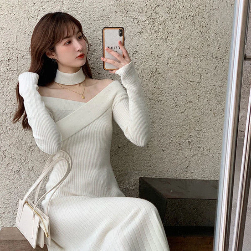 

French Hepburn style knitted dress women's autumn and winter 2021 new knee style slim knit dress
