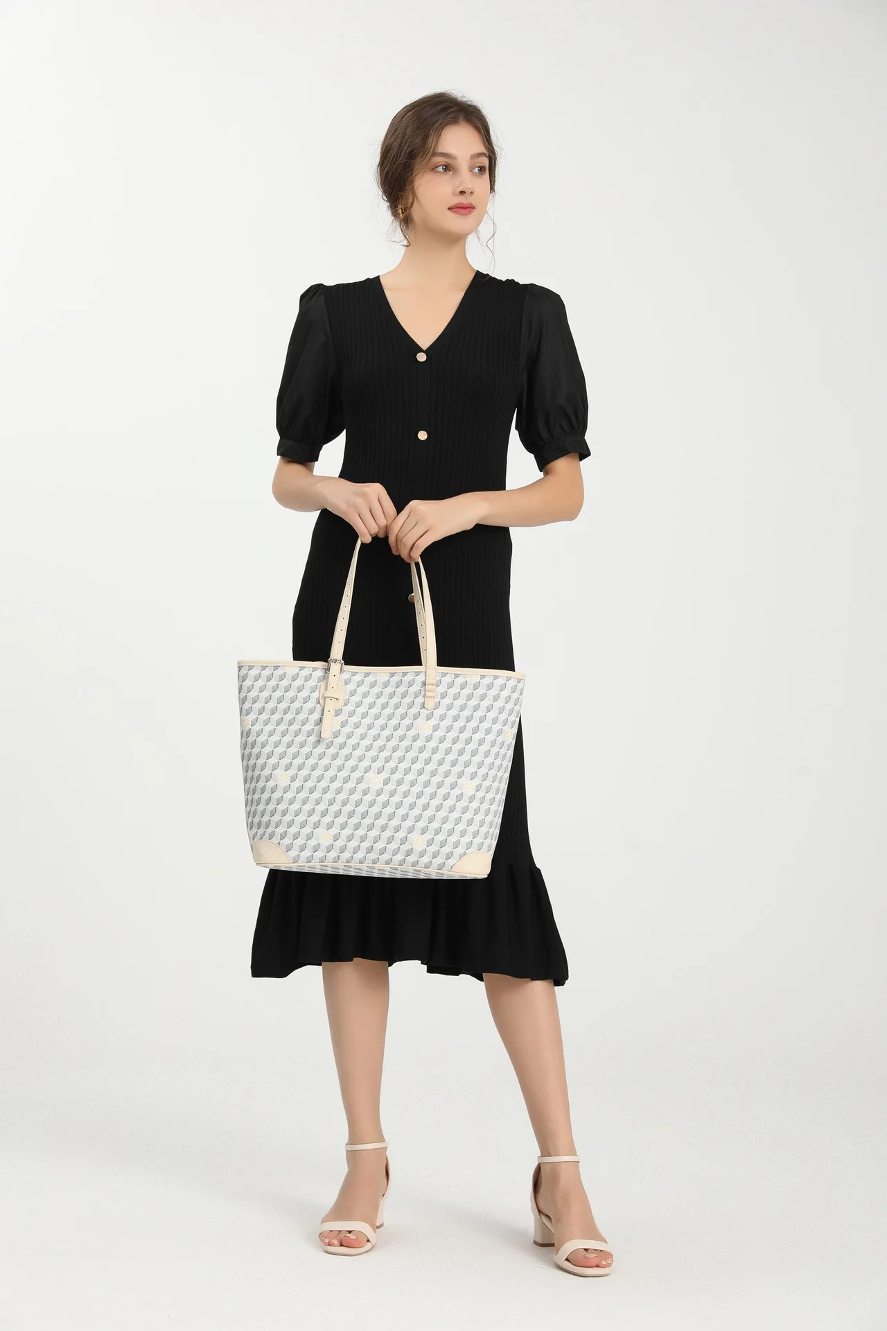 2023 New Genuine Leather Large Capacity Casual Totes High Quality Women Purse And Handbags Fashion Luxury Shoulder Messenger Bag