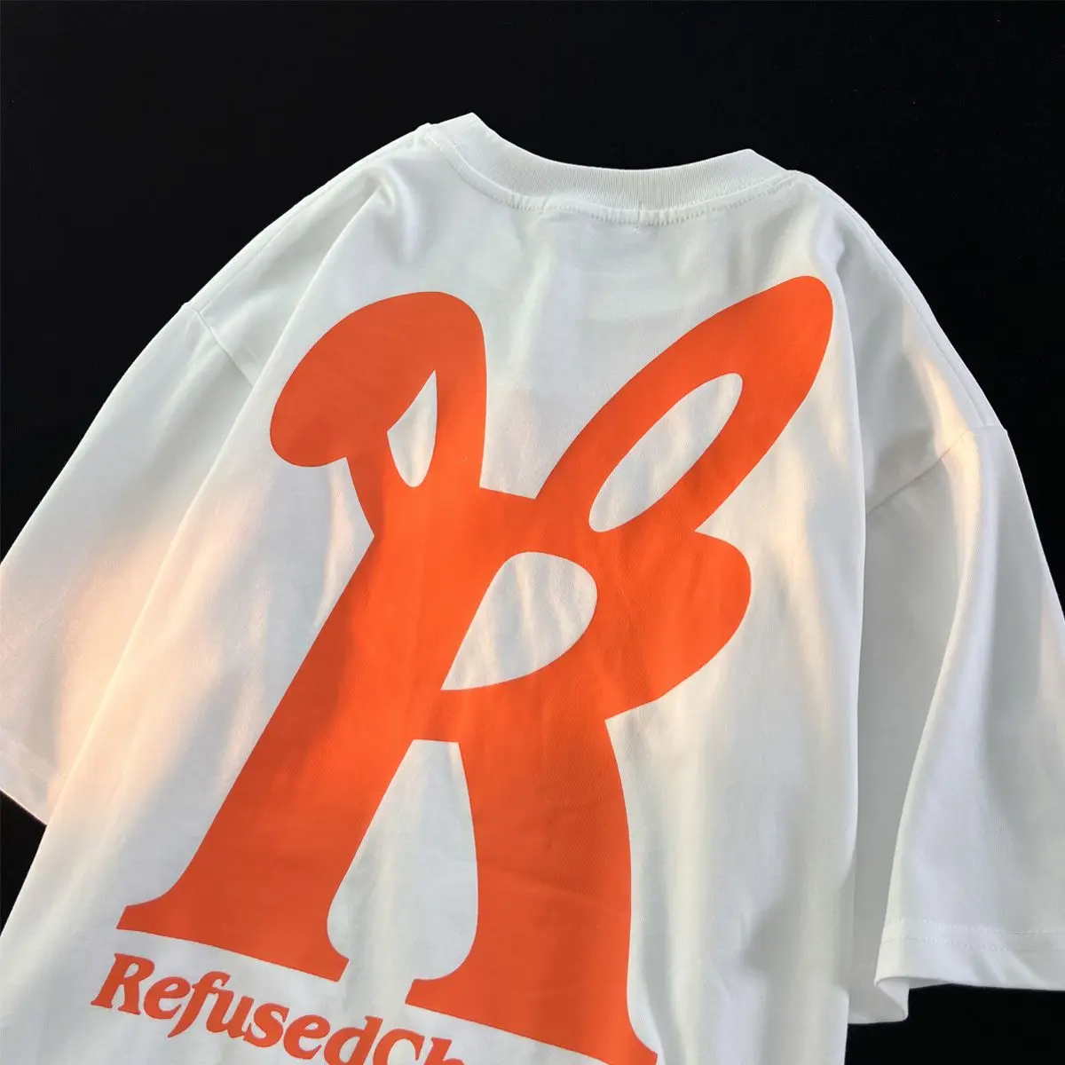 

Cotton personality Cute Fresh Graffiti Print T shirt Fashion Y2K Street Retro Men and Women Hip Hop Super Large T shirt