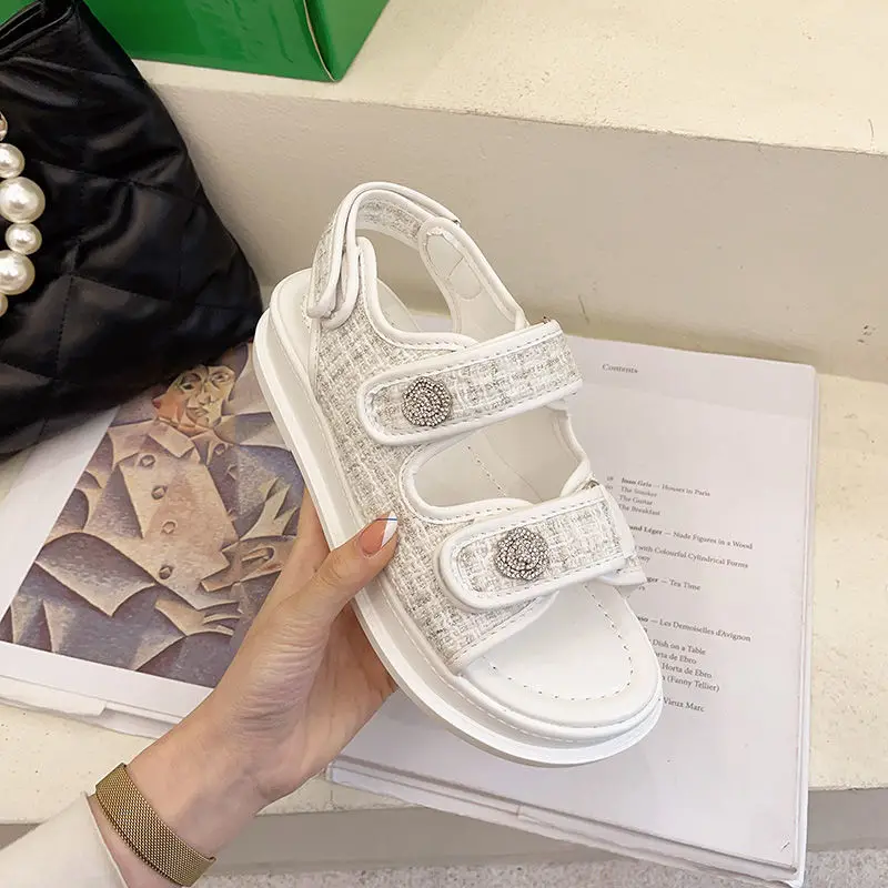 Женские сетчатые сандалии на платформе |