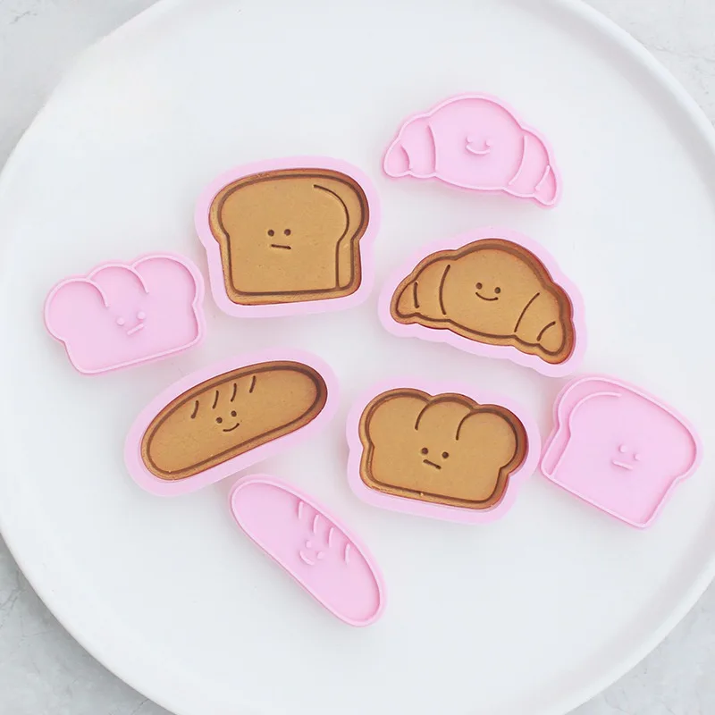 

Toast Bread Shaped Cookie Cutters Handmade 3D Cartoon Bread Plastic Fondant Biscuit Mold Cake Decorating Baking Pastry Bakeware