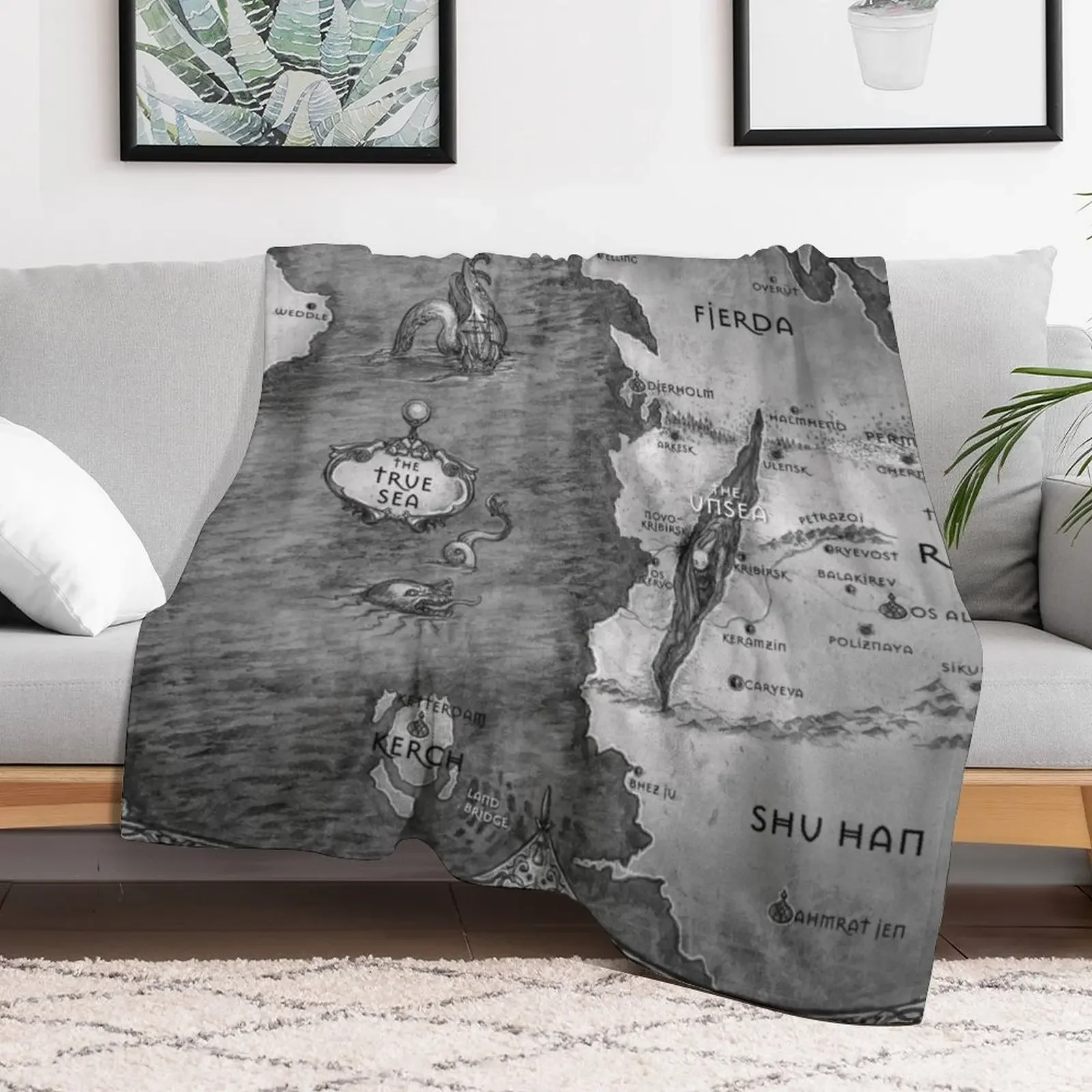Плюшевое одеяло с картой трилогии Grisha