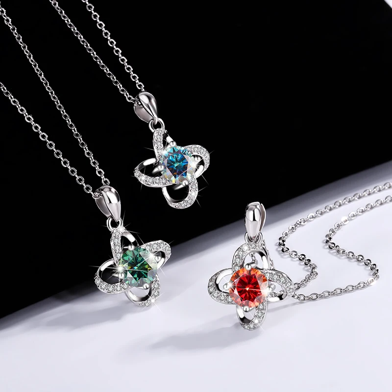 S925 Sterling Silver Small Luxury Lucky Grass Silver Pendant Moissanite Necklace Women's Classic Fashion Collar Chain