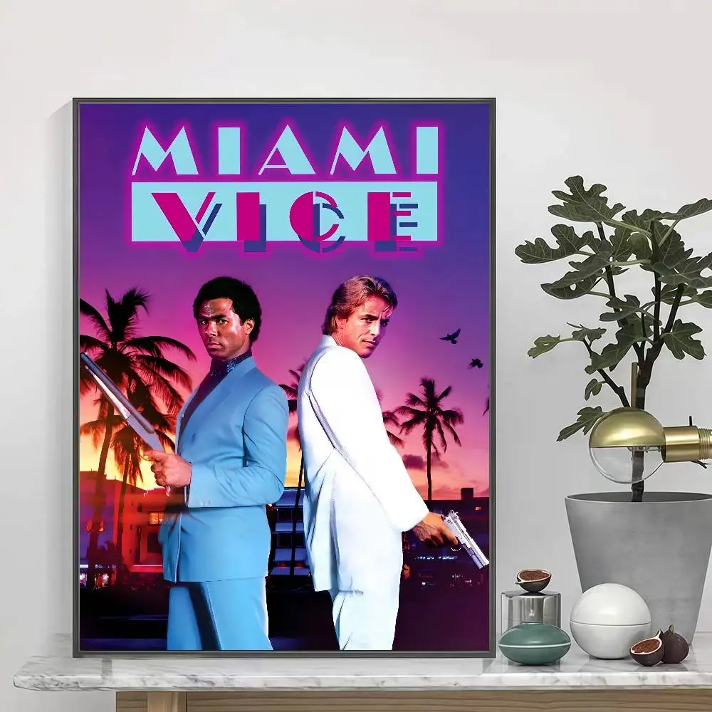 Фото Самоклеящиеся плакаты-наклейки M-Miami TV V-Vice подходят для безрамного декора стен в комнате. №5