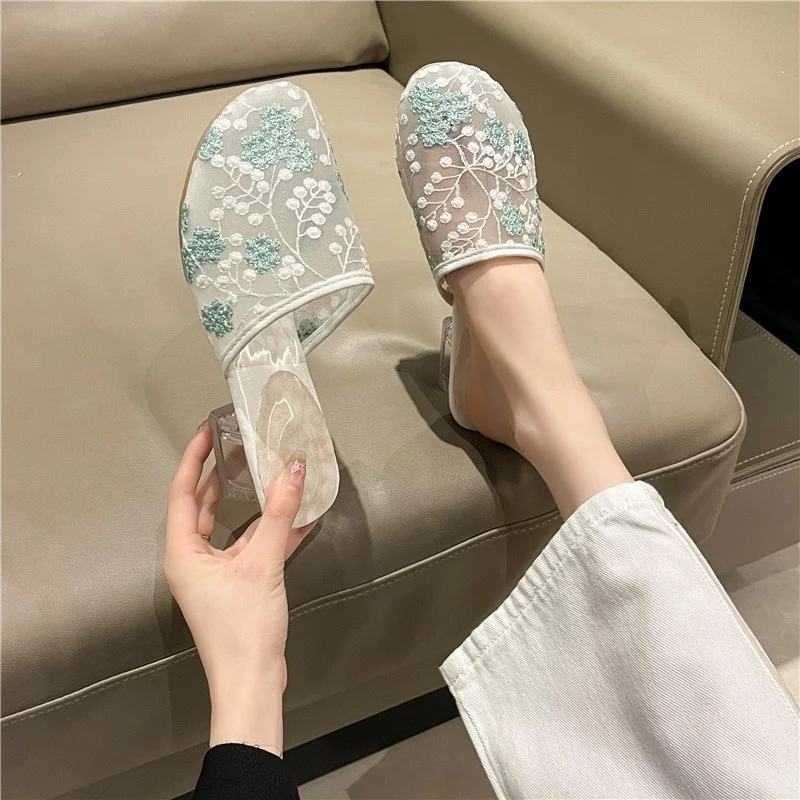 Shoes for Women 2023 Summer Mesh Breathable Women's Slippers Ethnic Embroidery Closed Toe Slippers Comfort Square Heel Sandals