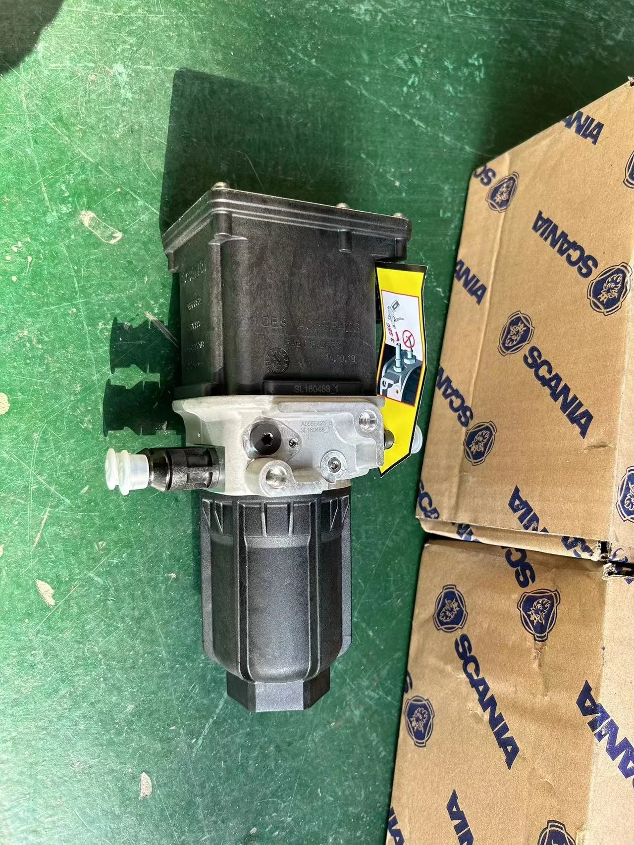 2655852 2549339 2182737 ADBLUE PUMP Запчасти для европейских грузовиков