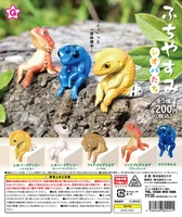 japan genuine yell gashapon capsule toys wall lizard gekko central bearded dragon arrow poison frog reptile model