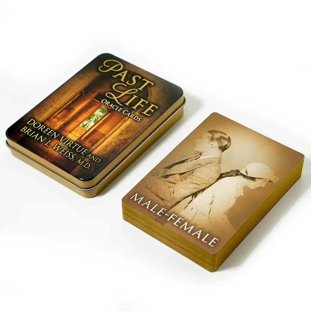 Тефловая колода с позолоченными краями течения на предсказании в жестяной