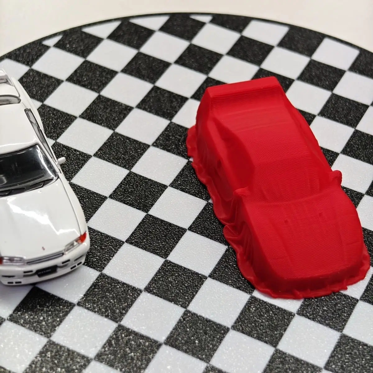 Фото Миниатюрная модель автомобиля F40 в масштабе 1:64 с красным тканевым покрытием, диорамы и реквизит для демонстрации №2