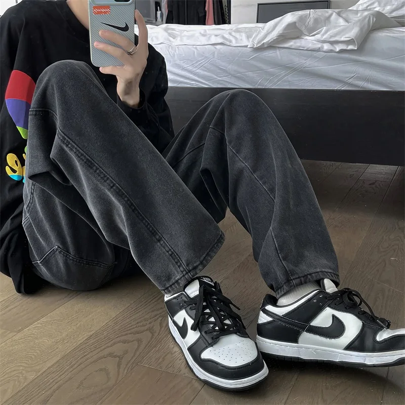 Classic Straight Leg Jeans Men Korean Fashion Trends Vintage Streetwear Bottoms Teen Baggy Distressed Denim Pants Casual Clothes