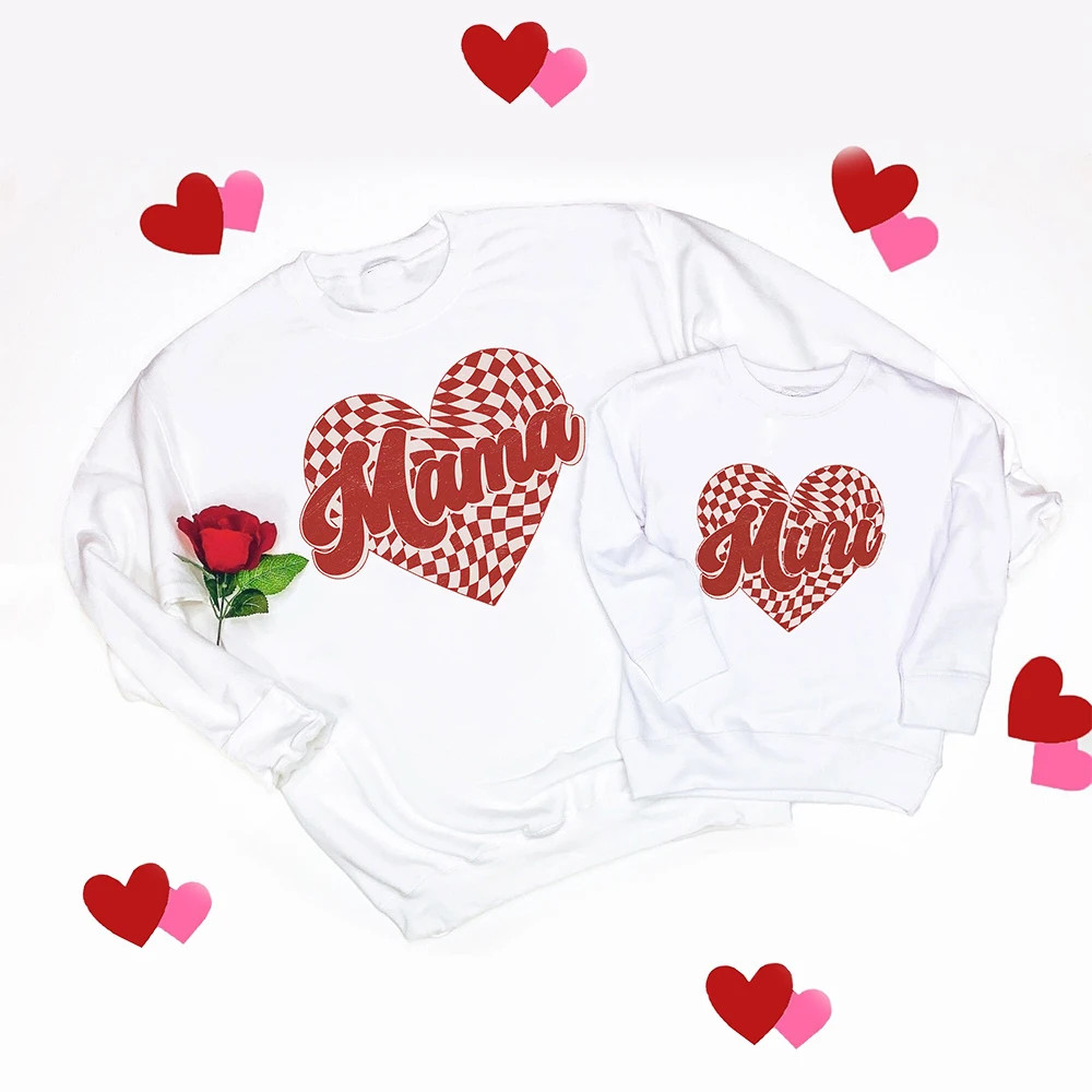 Одинаковые свитера Мама и я на День святого Валентина. Толстовка мини-светошот