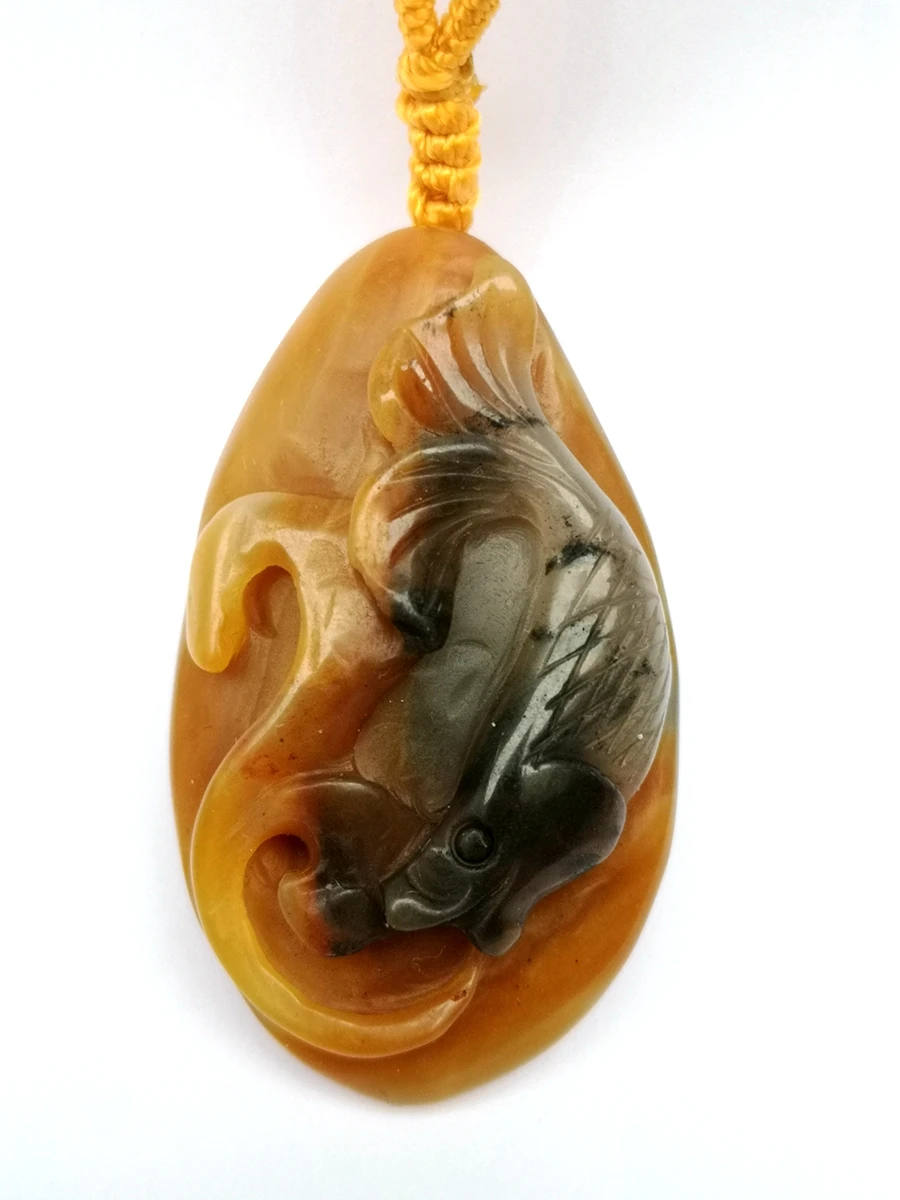 

1919 Chinese 100% Natural Jade Hand-carved Fish necklace Pendant Decoration gift collection