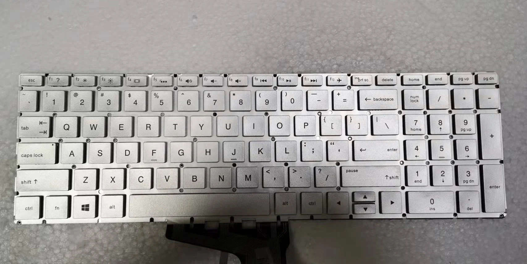 Новинка для HP 250 G6 255 G6 15-BS 15T-BS 15-BW 15Z-BW 15-BP 15-CB 15-CK TPN-Q190 TPN-Q193 15-CC с серебристой подсветкой