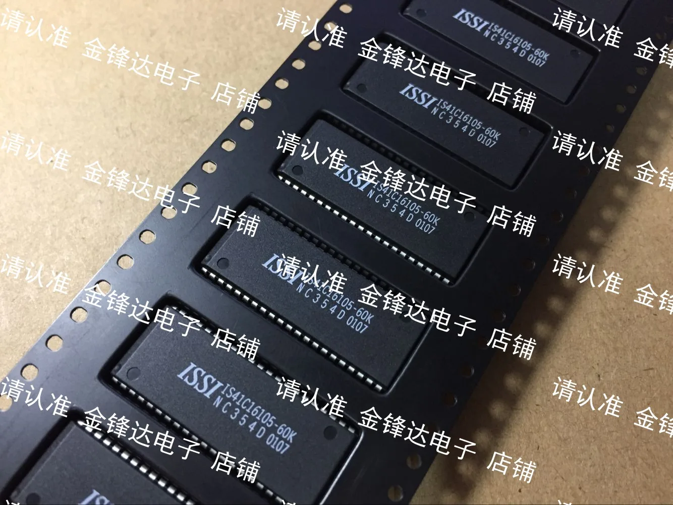 

5PCS/LOT IS41C16105-60K / -60KI / -50K / -50KL /C-60KLI /C-50KLI