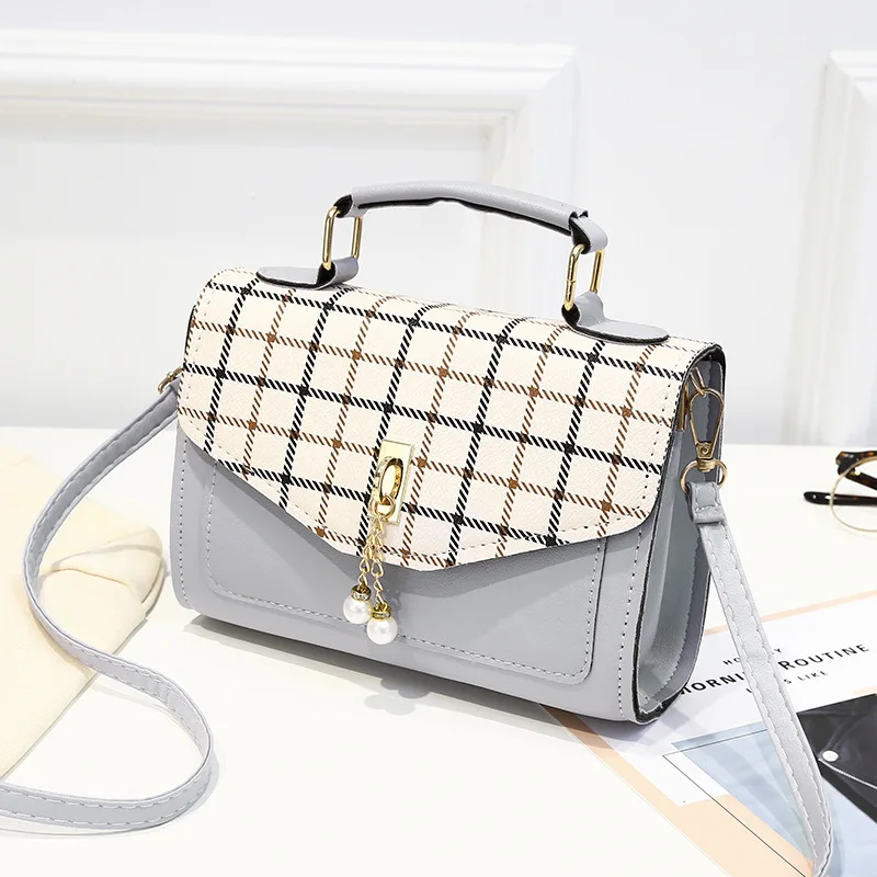

Bag Female 2022 Spring And Summer New Single-Shoulder Crossbody Bag Pearl Cell Phone Bag Fashion Versatile Small Square Package