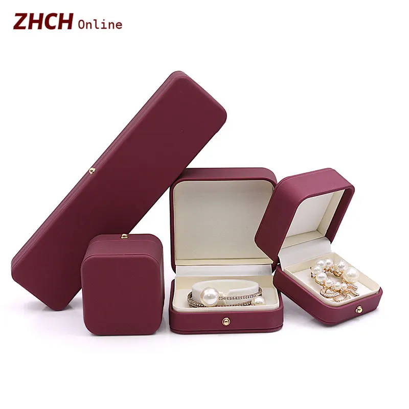 

Luxury Leather Jewelry Box Multi Color Optional Gift Box / Small Brooch Box /Bracelet Box / Big Necklace Box / Long Necklace Box